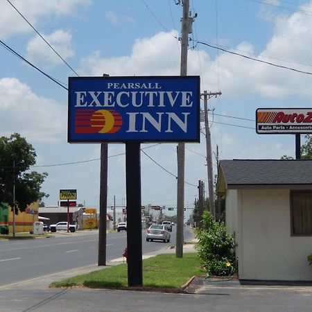 Executive Inn Pearsall المظهر الخارجي الصورة