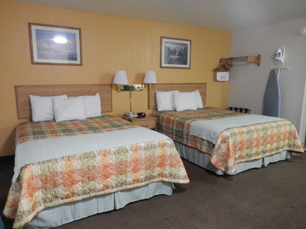 Executive Inn Pearsall المظهر الخارجي الصورة
