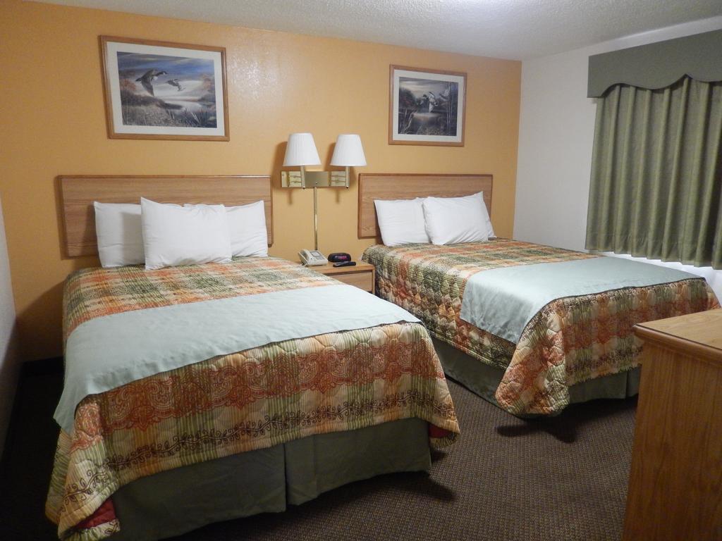 Executive Inn Pearsall المظهر الخارجي الصورة
