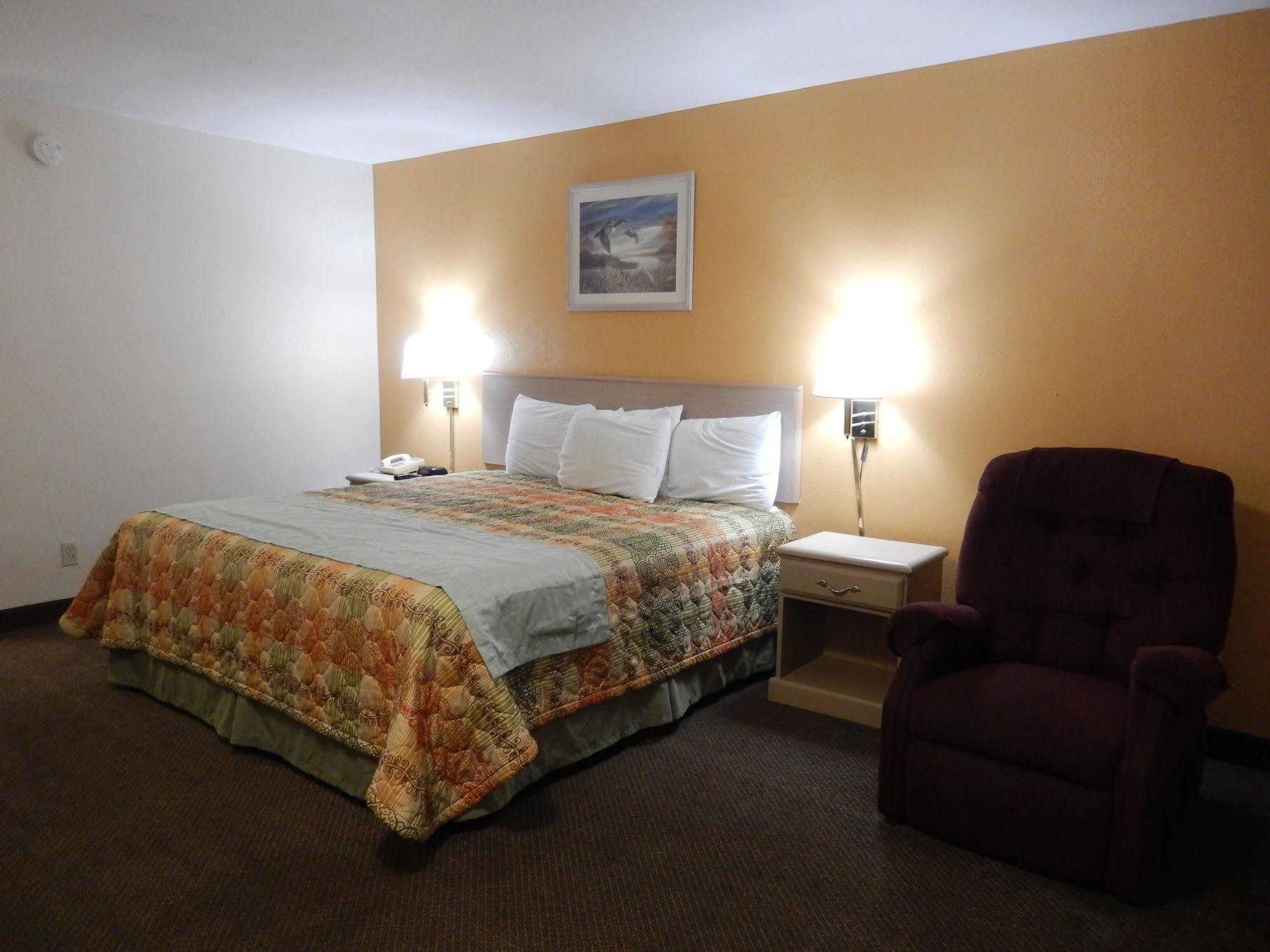Executive Inn Pearsall المظهر الخارجي الصورة