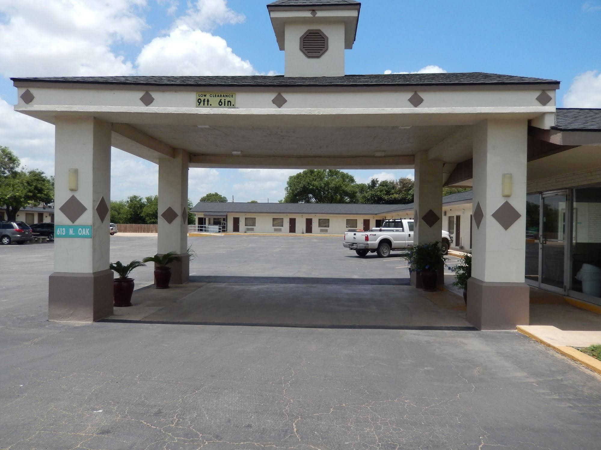 Executive Inn Pearsall المظهر الخارجي الصورة