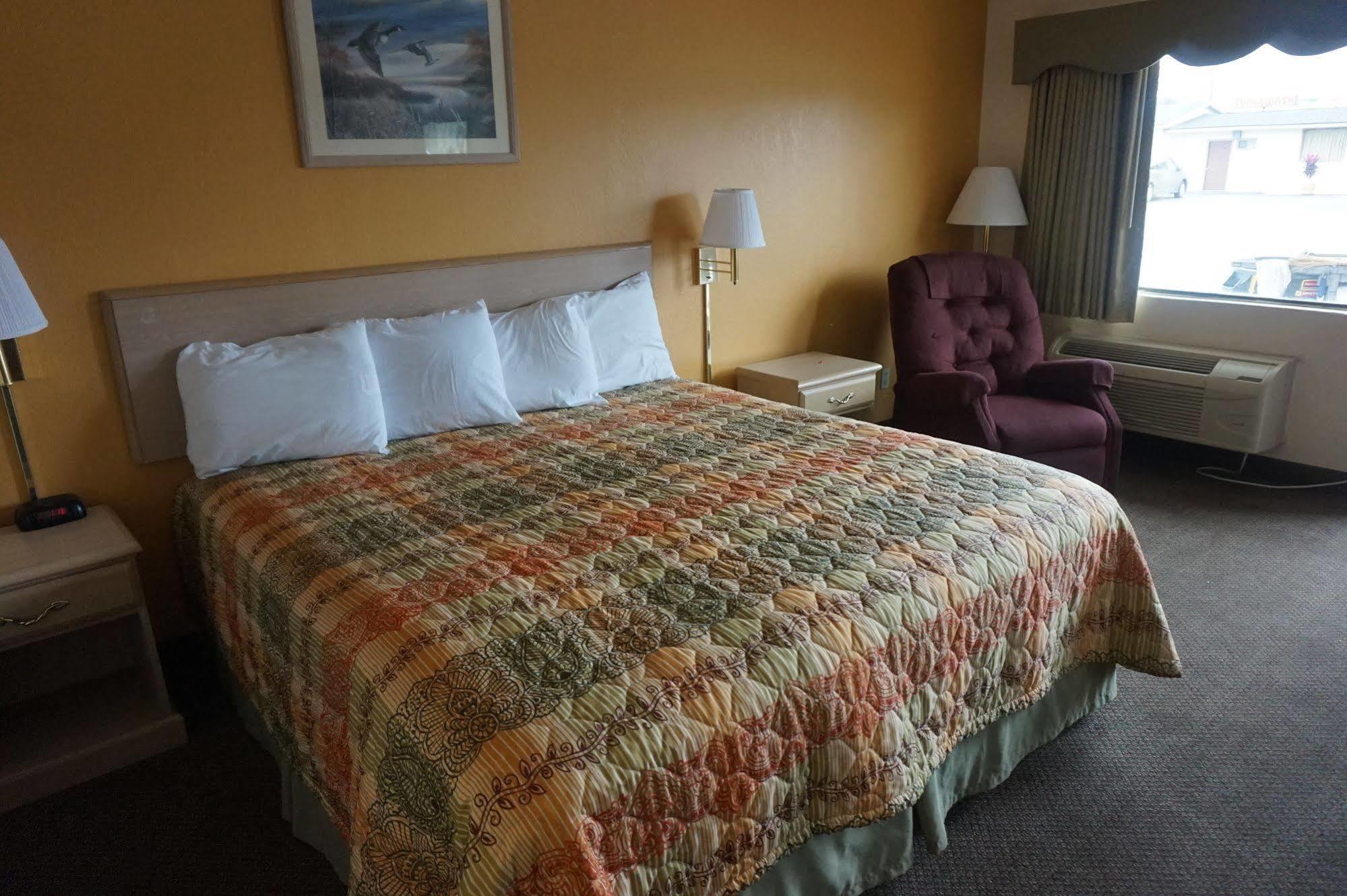 Executive Inn Pearsall المظهر الخارجي الصورة